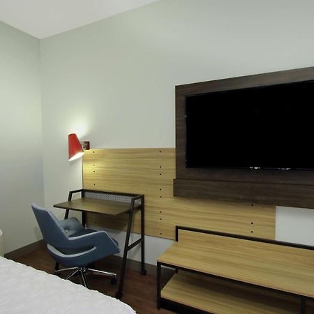 Tru By Hilton Waco South Hotel Exterior photo