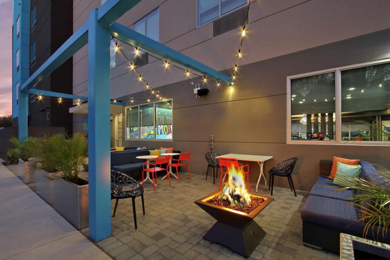 Tru By Hilton Waco South Hotel Exterior photo